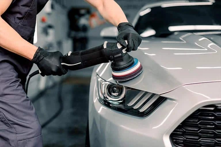 Polimento automotivo remove riscos? Entenda o que pode ser corrigido